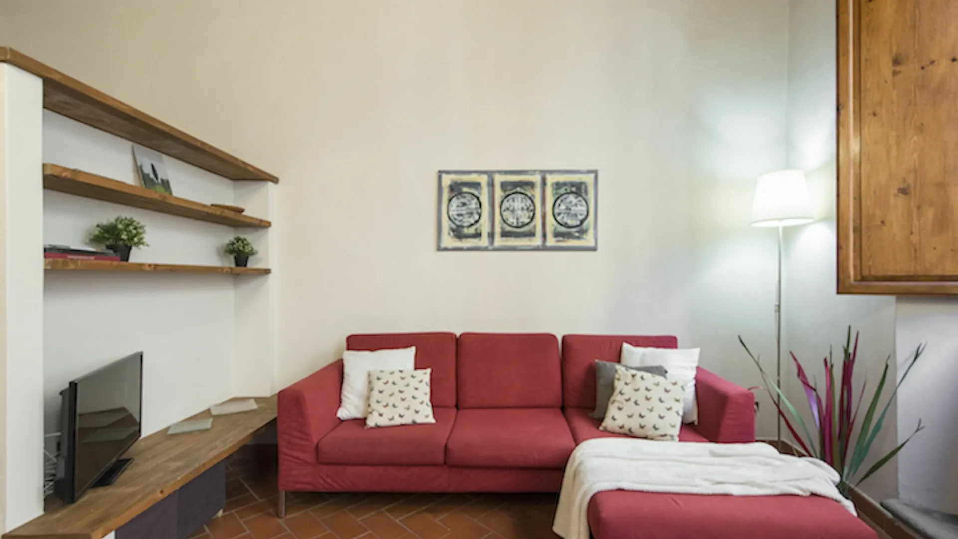 Sdrucciolo Double Apartment Florence Italy